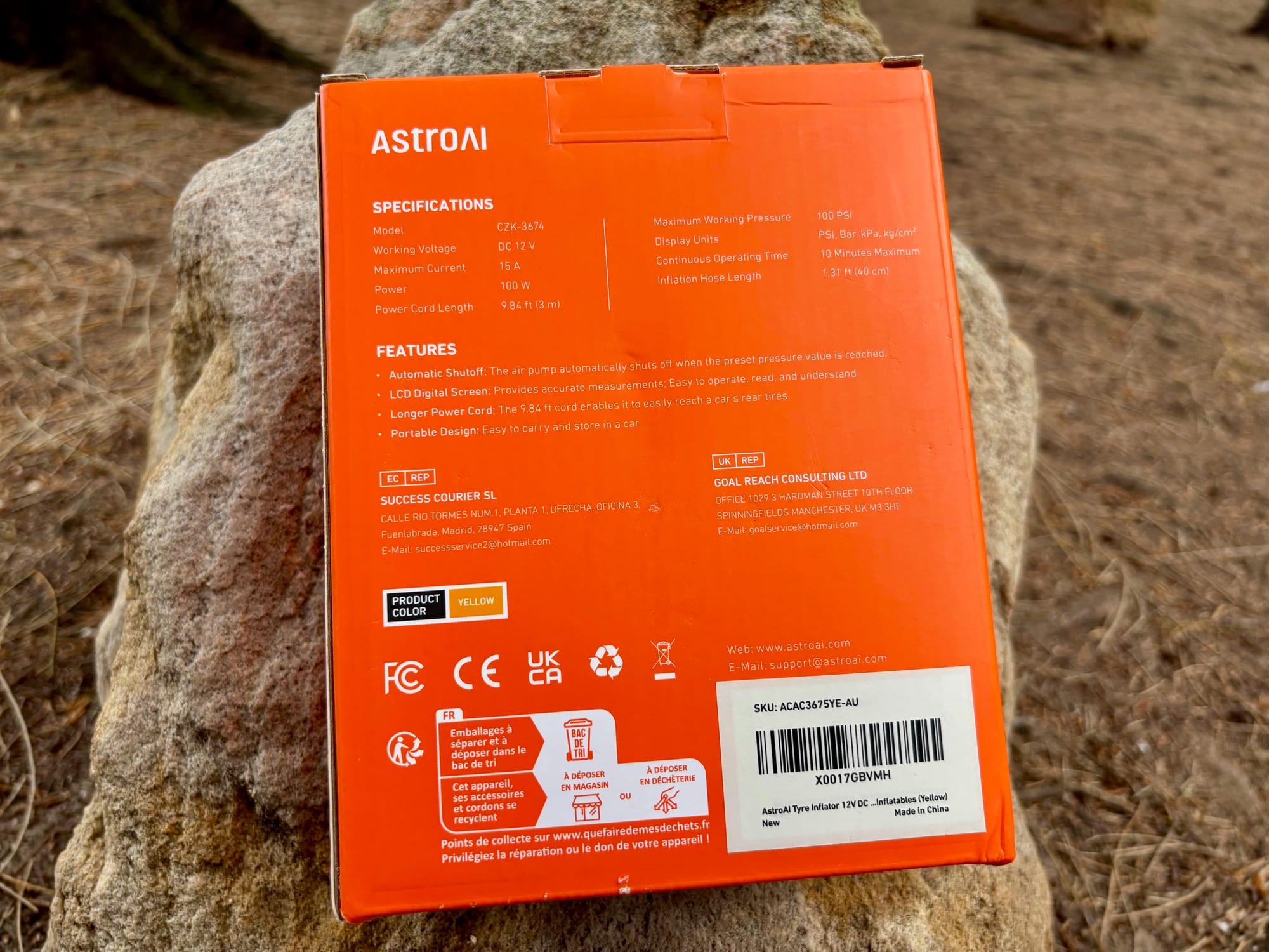 The specifications on the back of the AstroAI box: model CZK-3674, 12 V, 100 W, 100 PSI