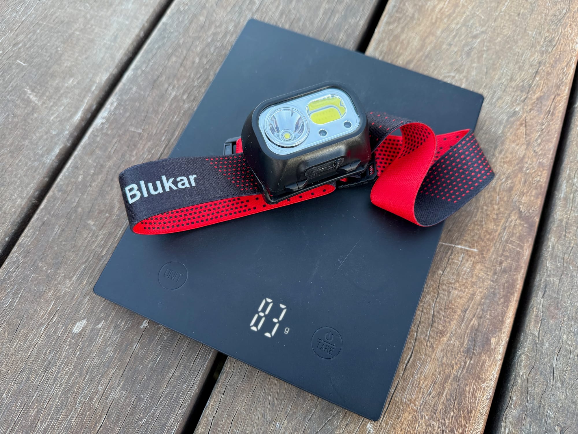 The Blukar K9125 headlamp on the scale at 83 g