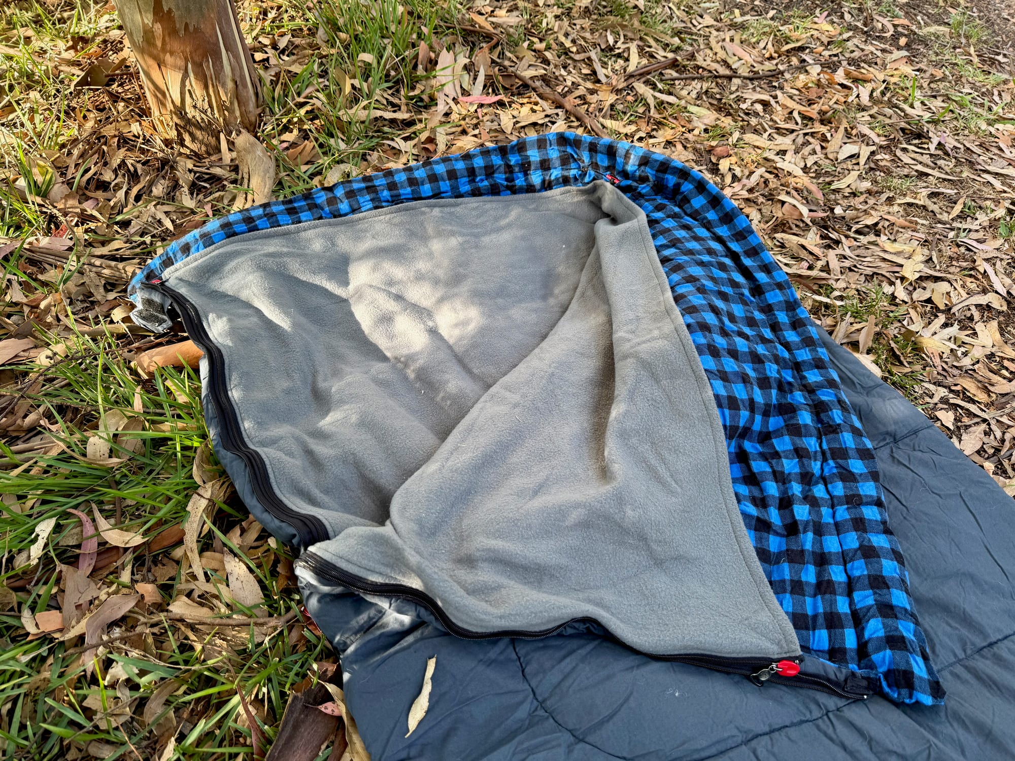 The removable grey fleece liner inside the Coleman Pilbara C-5