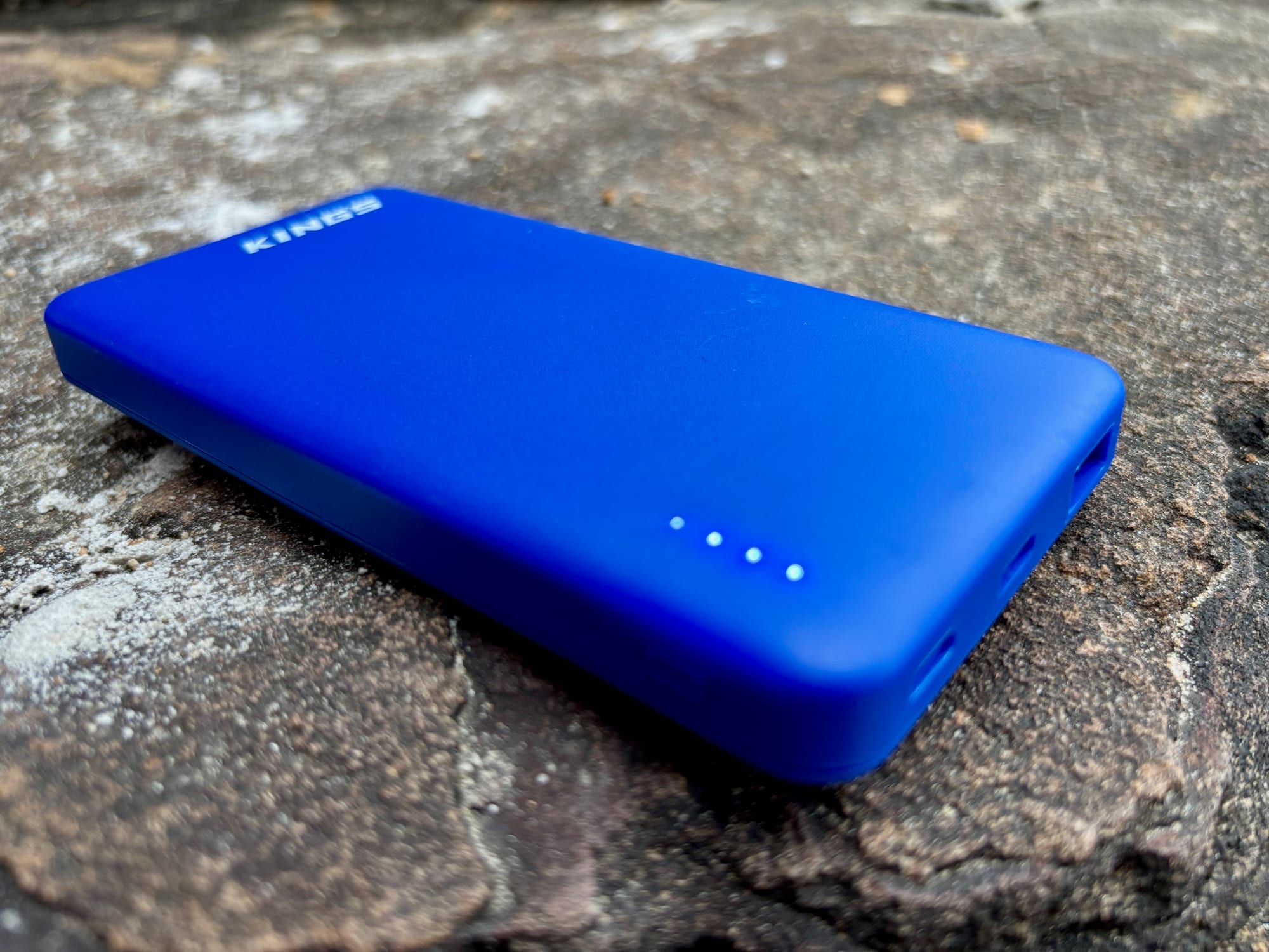 The four charge-level lights on the Kings 10,000mAh power bank