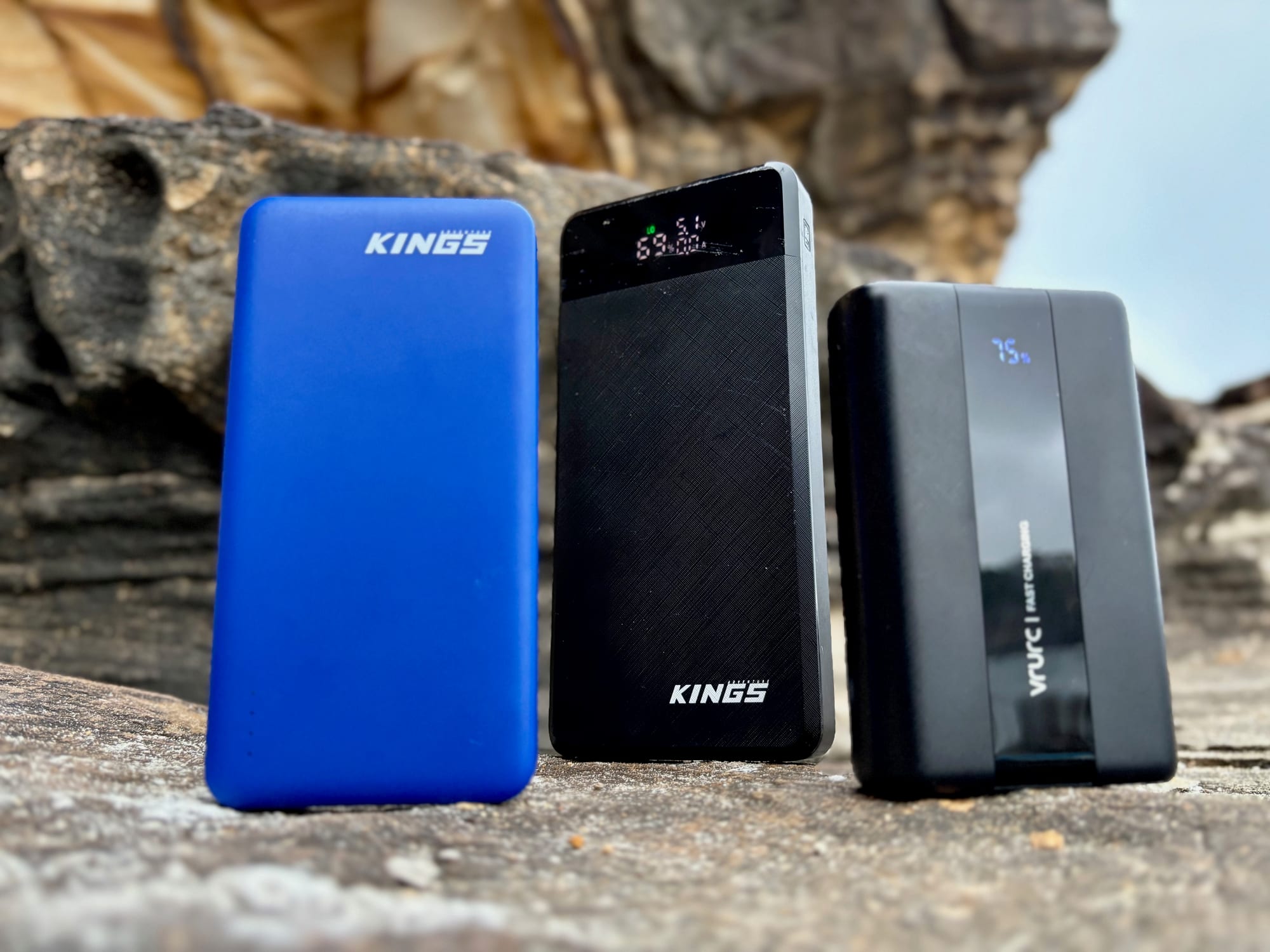 The Kings 10,000mAh, Kings 20,000mAh and VRURC 20,000mAh power banks side by side