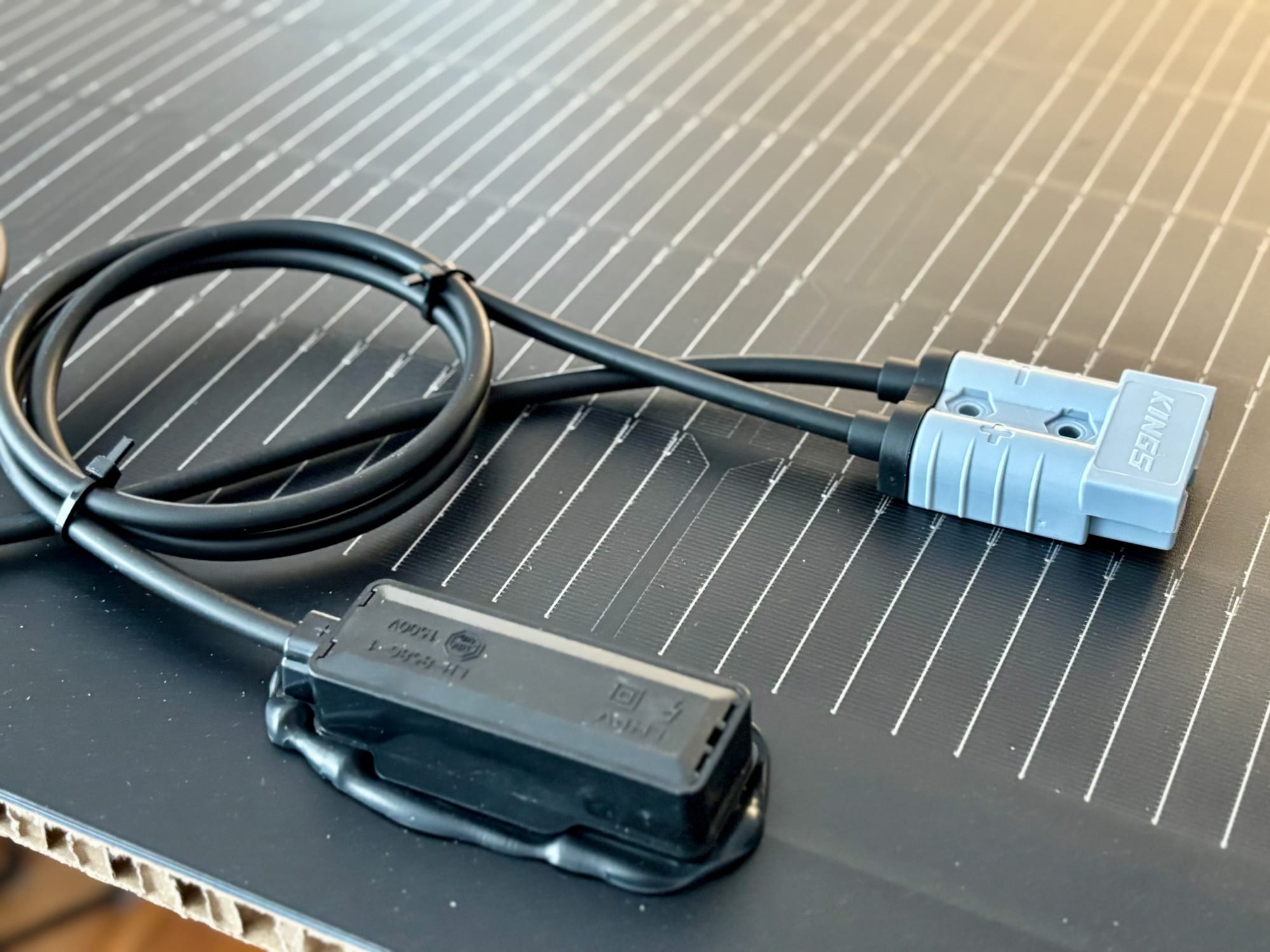 The junction box and Anderson plug of the Kings 160W semi-flexible solar panel
