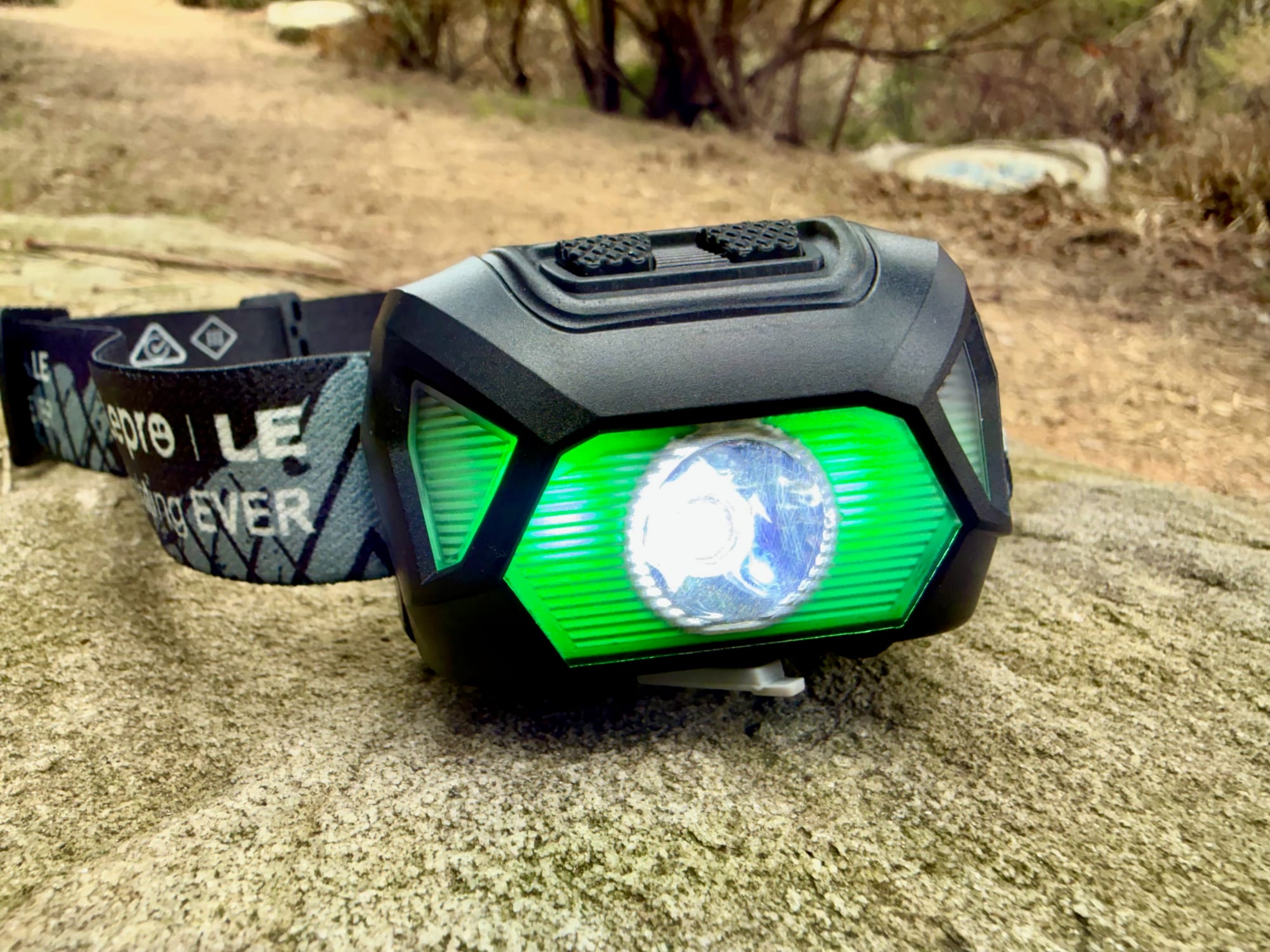 The green half of the red-and-green warning flash on the Lepro 320014