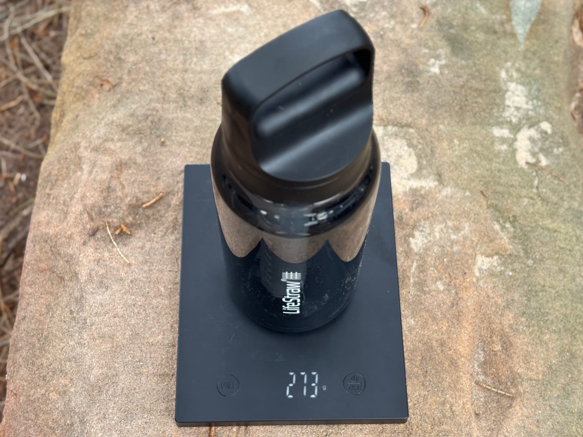 The LifeStraw Go bottle on the scale at 273 g