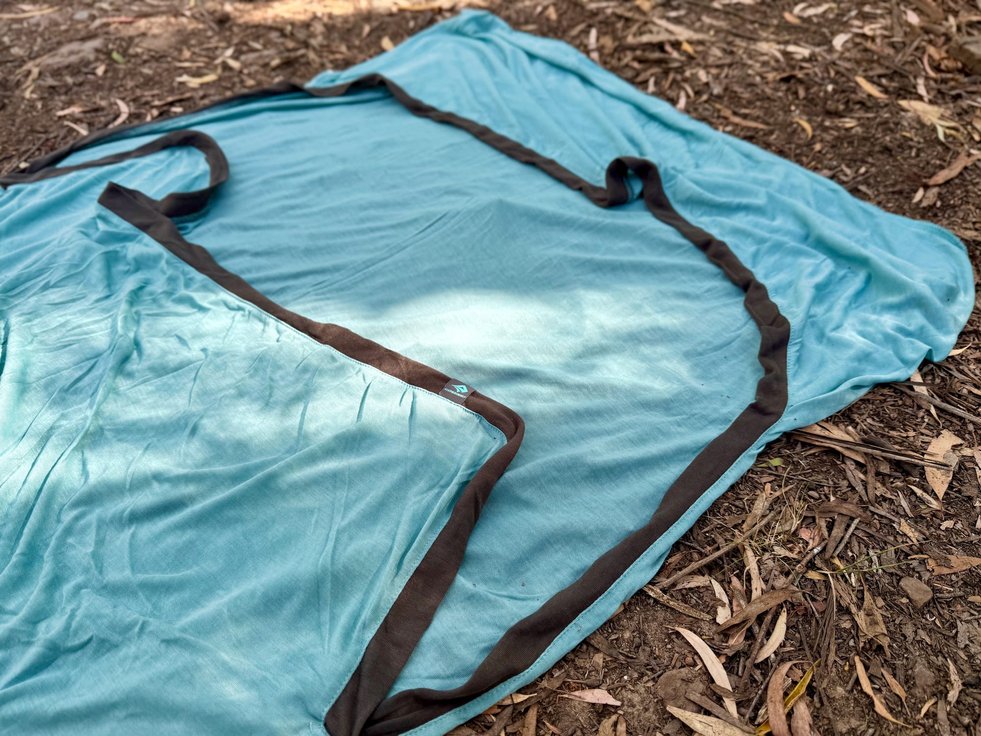 The head end of the Comfort Blend liner with the pillow sleeve and its dark grey trim