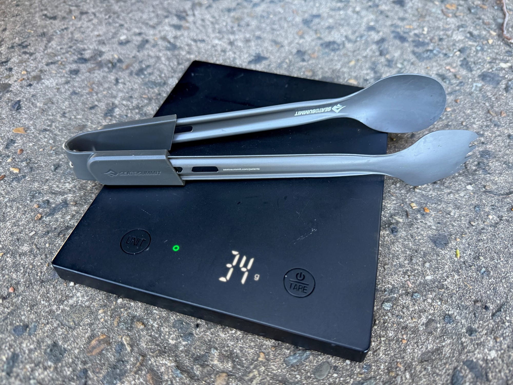 The Frontier UL cutlery set on the scale at 34 g