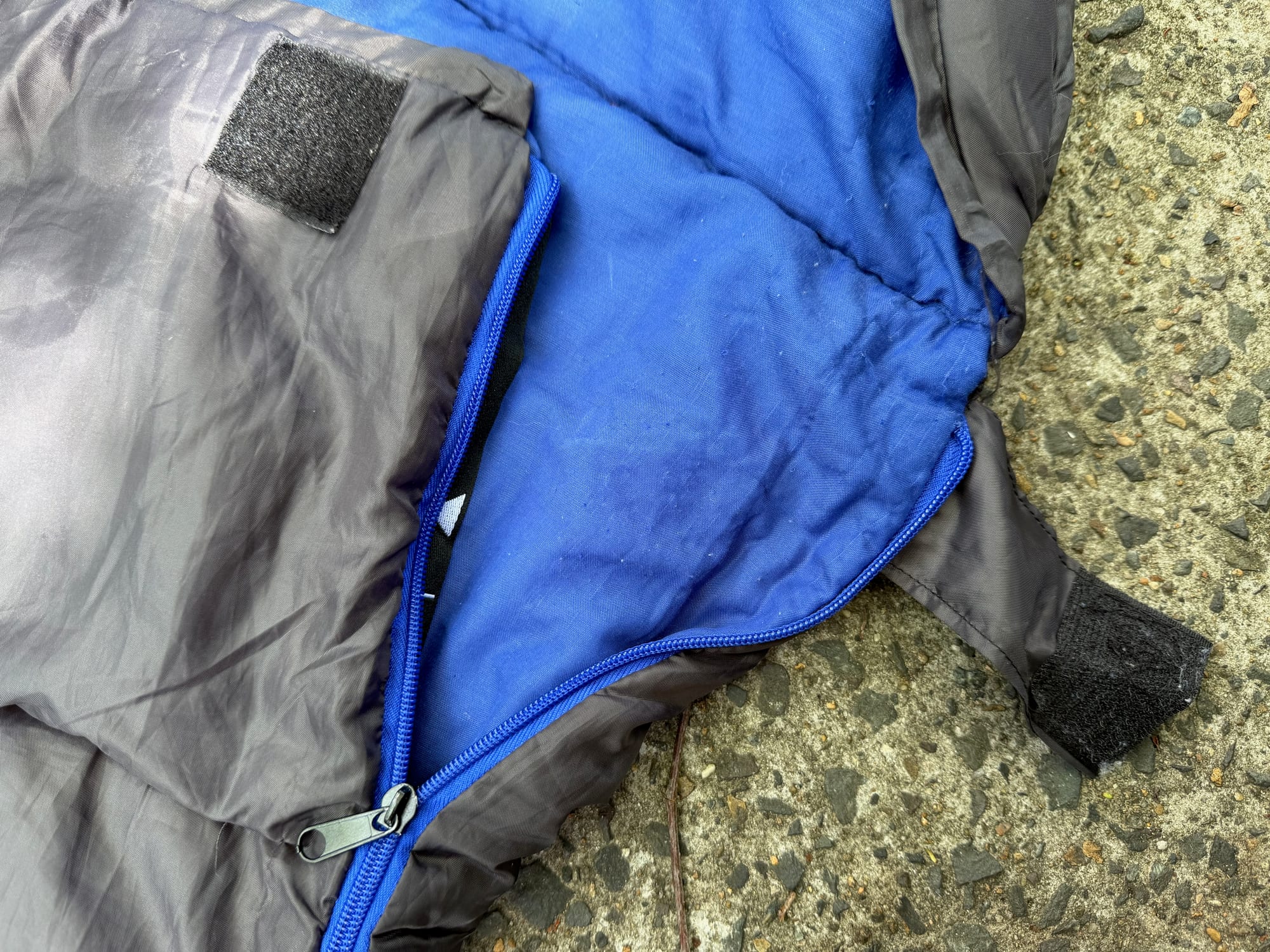 The top of the zip on the Wanderer sleeping bag with its hook-and-loop tab