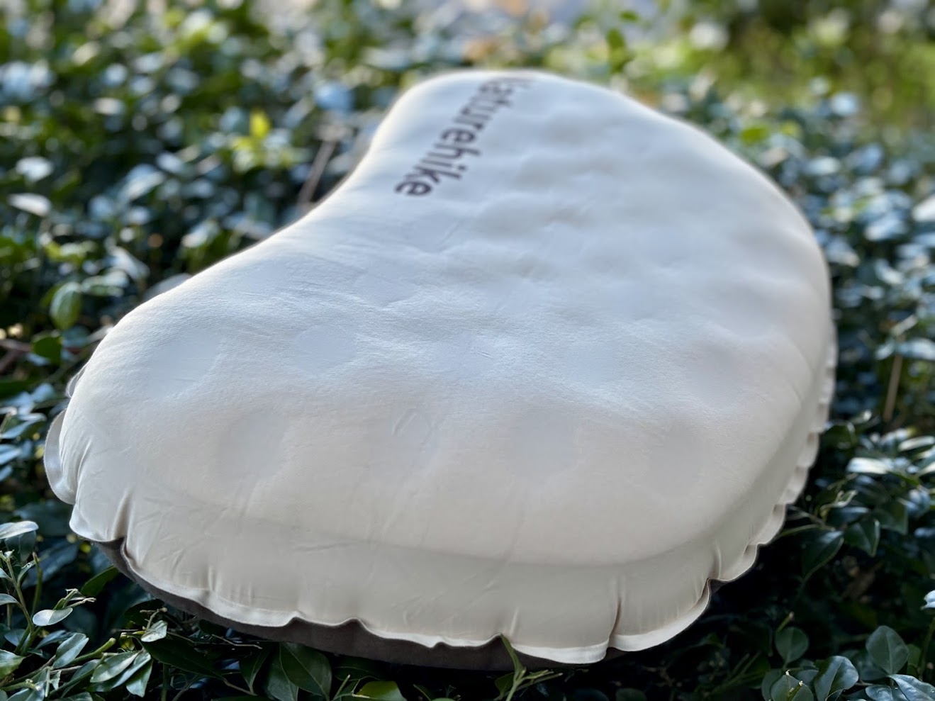 Ultralight Naturehike Inflatable Pillow Review | AdventureKit